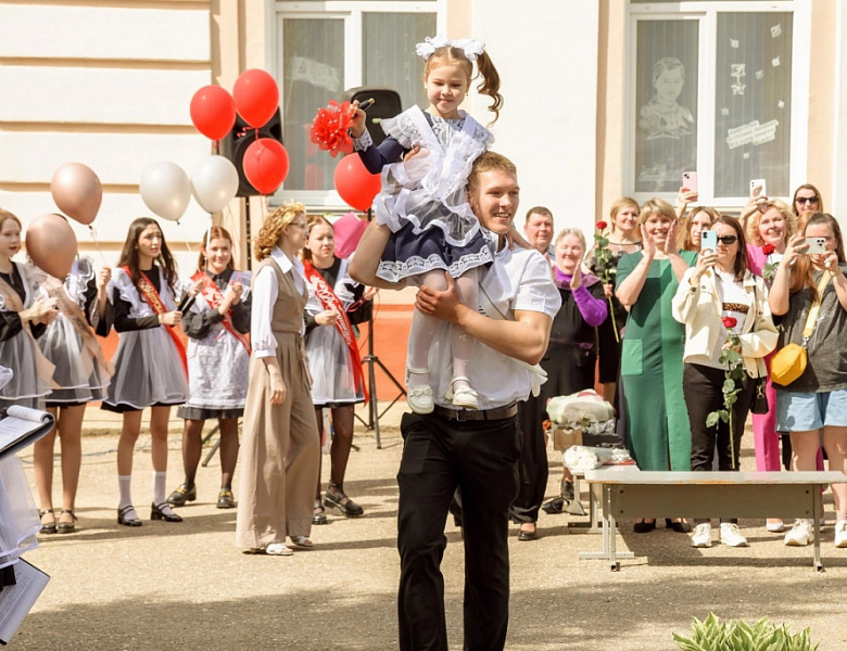 Последний звонок  в 9 классах